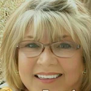 Meet your Posher, Connie dearien